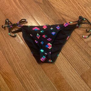 O’Neill black patterned bikini bottoms